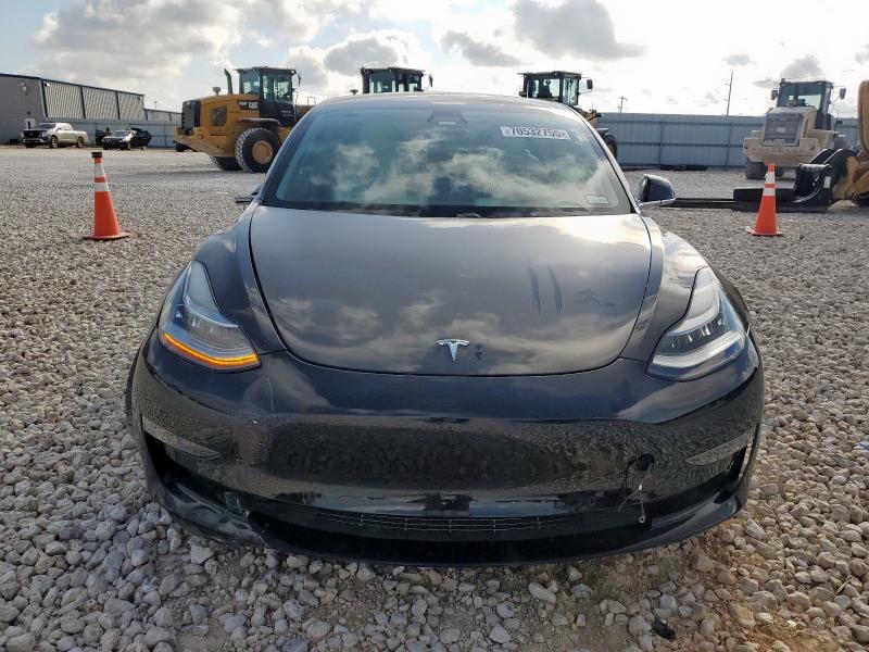 5YJ3E1ECXLF641668 - 2020 TESLA MODEL 3 BLACK photo 5