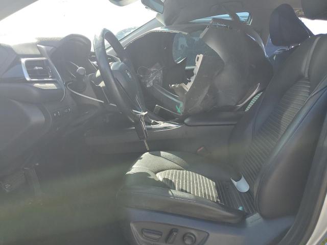 4T1B11HK9JU529745 - 2018 TOYOTA CAMRY L 银色 照片 7