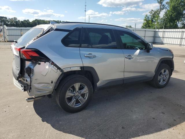 4T3MWRFV5RU133918 - 2024 TOYOTA RAV4 LE SILVER photo 3