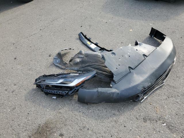 JTEAAAAH3NJ089376 - 2022 TOYOTA VENZA LE WHITE photo 12