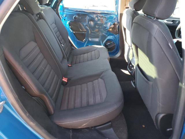 3FA6P0T90KR252629 - 2019 FORD FUSION SE BLUE photo 10