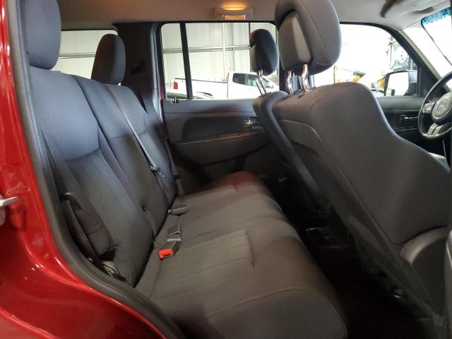 1C4PJMAK8CW104465 - 2012 JEEP LIBERTY SPORT 红色 照片 11