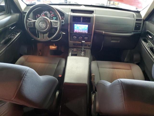 1C4PJMAK8CW104465 - 2012 JEEP LIBERTY SPORT 红色 照片 8