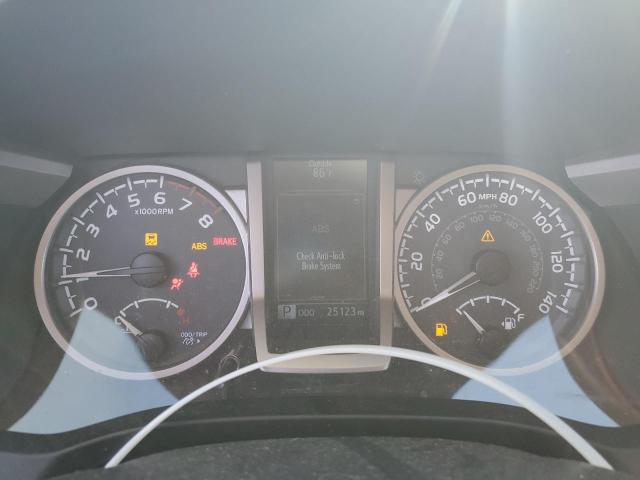 3TMAZ5CN9JM057665 - 2018 TOYOTA TACOMA DOUBLE CAB أسود صورة 9