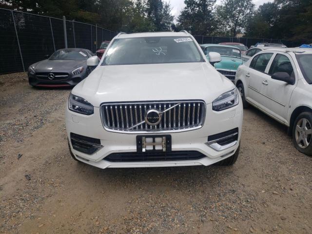 YV4062PN7P1992036 - 2023 VOLVO XC90 PLUS WHITE photo 5