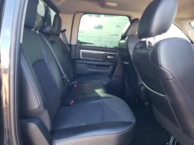 3C6UR5DJ2JG164765 - 2018 RAM 2500 SLT შავი ფოტო 11