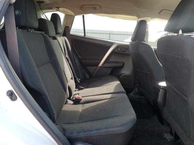 JTMZFREV8FD077344 - 2015 TOYOTA RAV4 LE 白色 照片 11