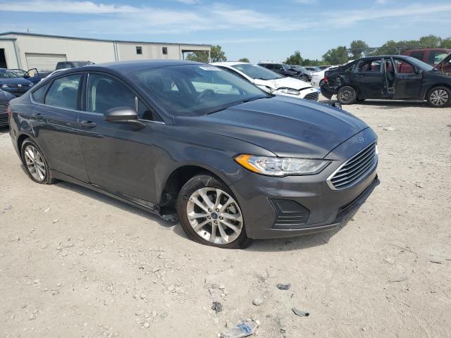 3FA6P0HD3KR172254 - 2019 FORD FUSION SE BLACK photo 4
