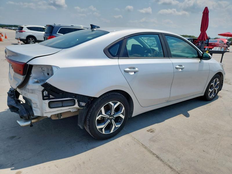 3KPF24AD5LE186739 - 2020 KIA FORTE FE SILVER photo 3