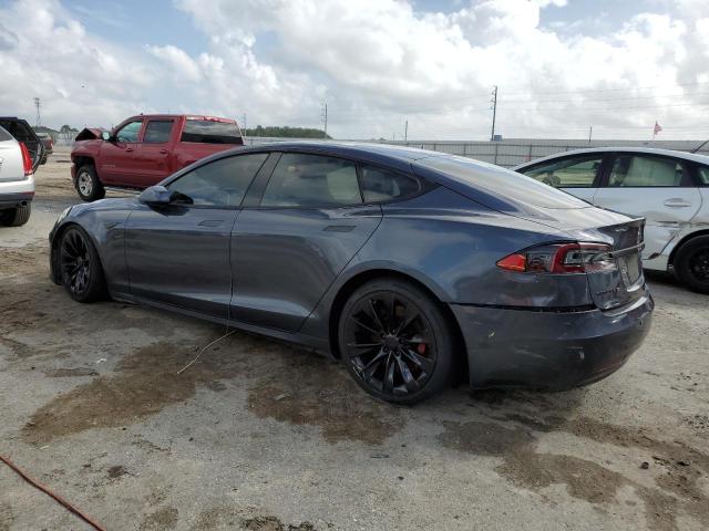5YJSA1E49GF159943 - 2016 TESLA MODEL S GRAY photo 2