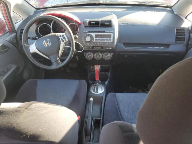 JHMGD38637S012198 - 2007 HONDA FIT S RED photo 8