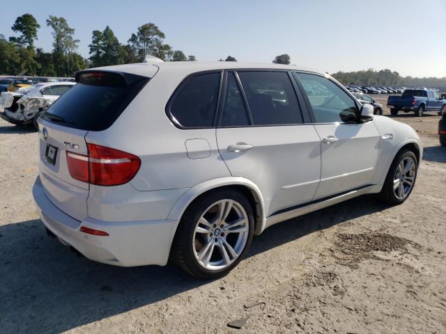 5YMGY0C56ALK25500 - 2010 BMW X5 M WHITE photo 3