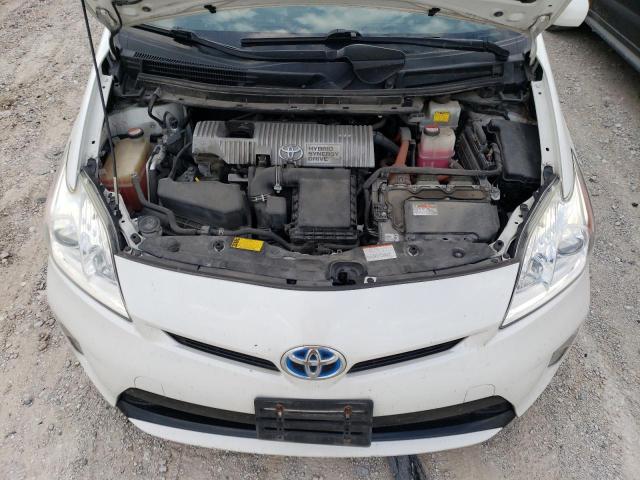 JTDKN3DU6F0440564 - 2015 TOYOTA PRIUS WHITE photo 11