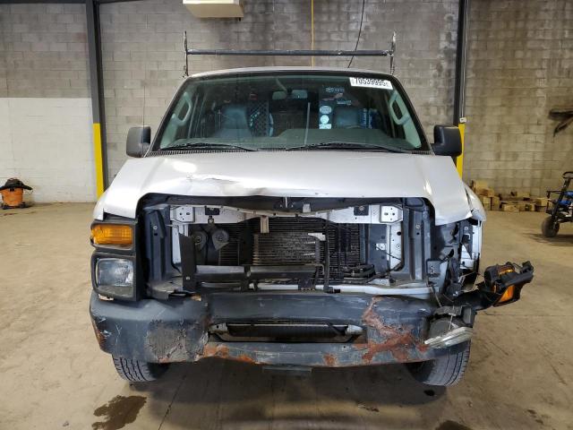 1FTNE1EWXDDA58674 - 2013 FORD ECONOLINE E150 VAN SILVER photo 5