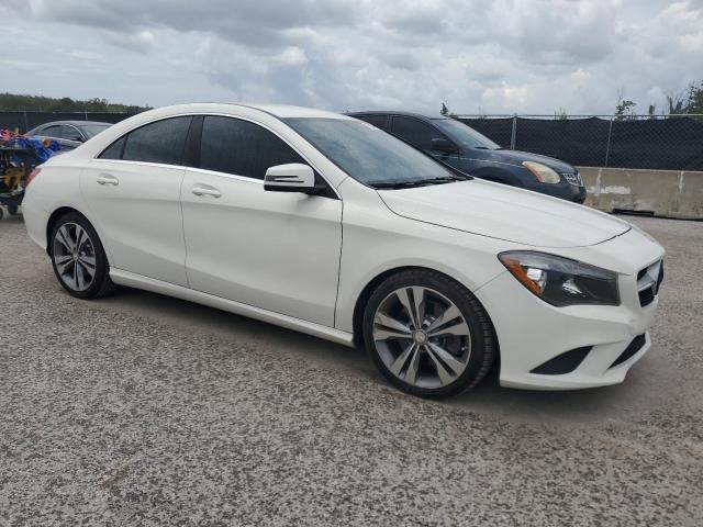 WDDSJ4GB4GN389863 - 2016 MERCEDES-BENZ CLA 250 4MATIC WHITE photo 4