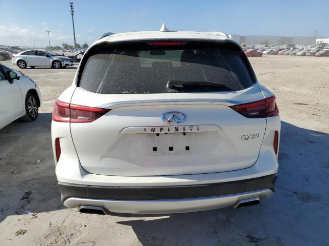 3PCAJ5BA3MF112240 - 2021 INFINITI QX50 LUXE WHITE photo 6