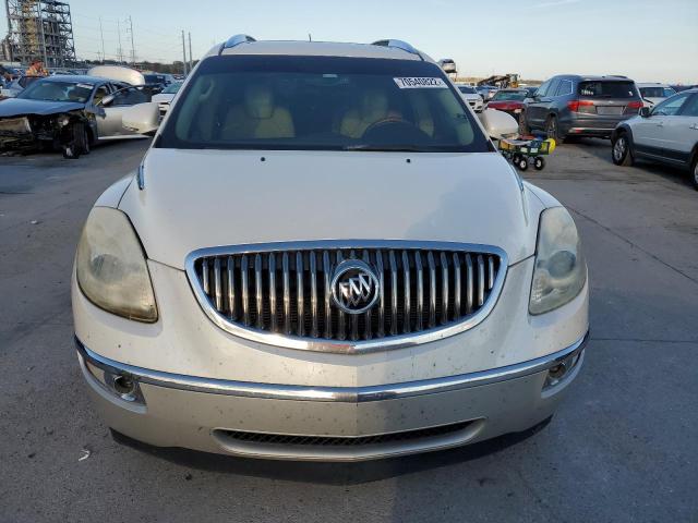 5GALRCED6AJ182963 - 2010 BUICK ENCLAVE CXL WHITE photo 5