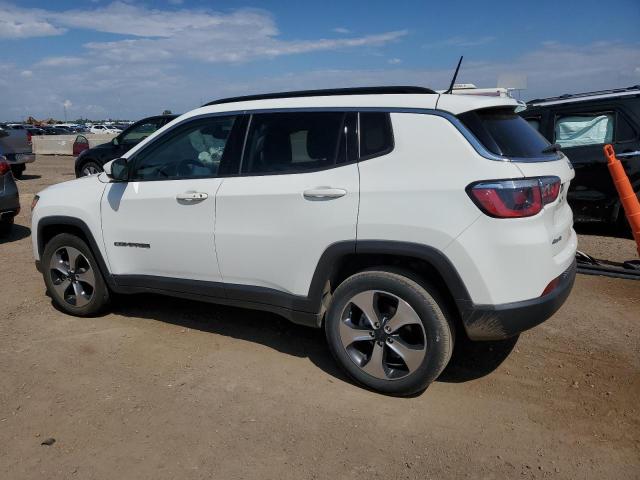 3C4NJDBB2JT256010 - 2018 JEEP COMPASS LATITUDE Белый фото 2