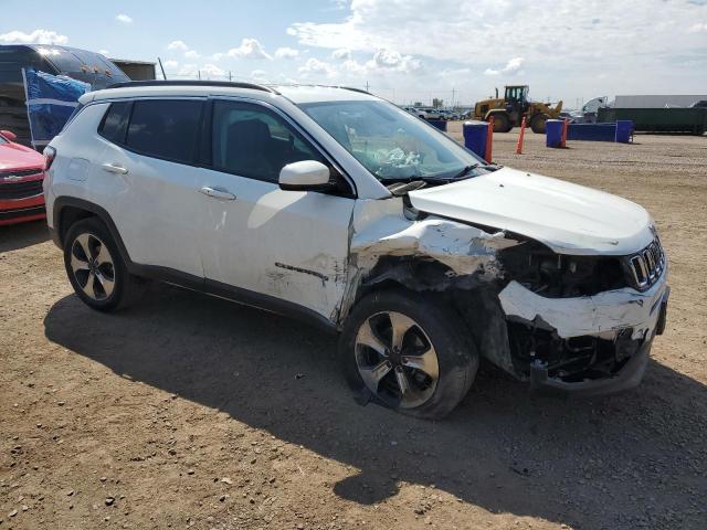 3C4NJDBB2JT256010 - 2018 JEEP COMPASS LATITUDE Белый фото 4