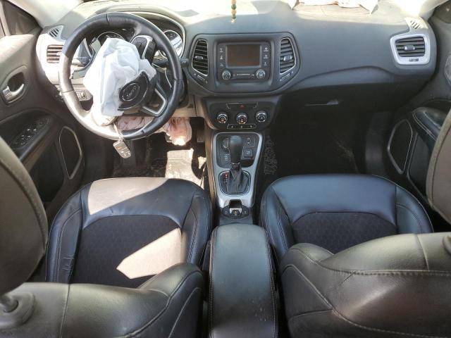 3C4NJDBB2JT256010 - 2018 JEEP COMPASS LATITUDE Белый фото 8