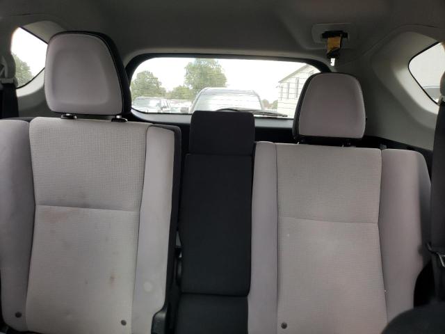 JTMRFREV3GJ100807 - 2016 TOYOTA RAV4 XLE WHITE photo 10