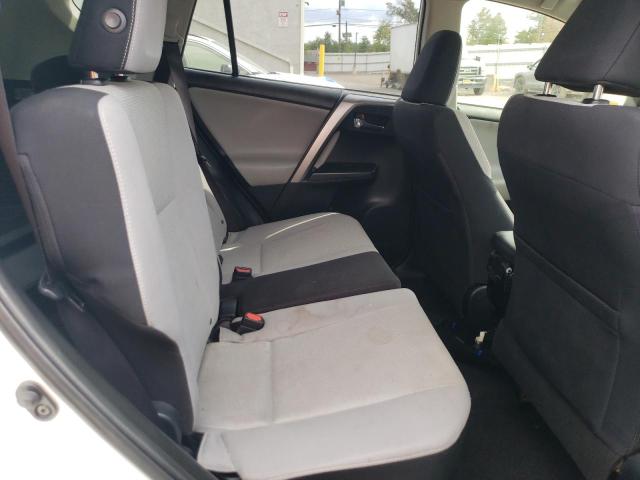 JTMRFREV3GJ100807 - 2016 TOYOTA RAV4 XLE WHITE photo 11