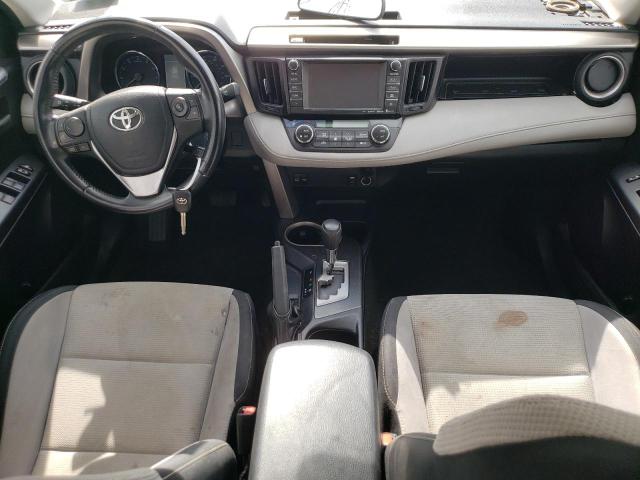 JTMRFREV3GJ100807 - 2016 TOYOTA RAV4 XLE WHITE photo 8