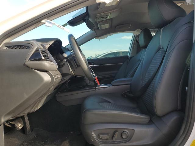 4T1G11AK0PU740728 - 2023 TOYOTA CAMRY SE NIGHT SHADE WHITE photo 7