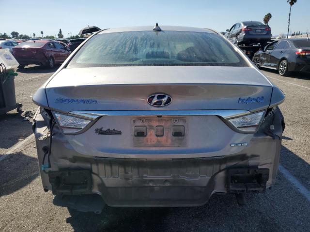 KMHEC4A49DA100406 - 2013 HYUNDAI SONATA HYBRID SILVER photo 6