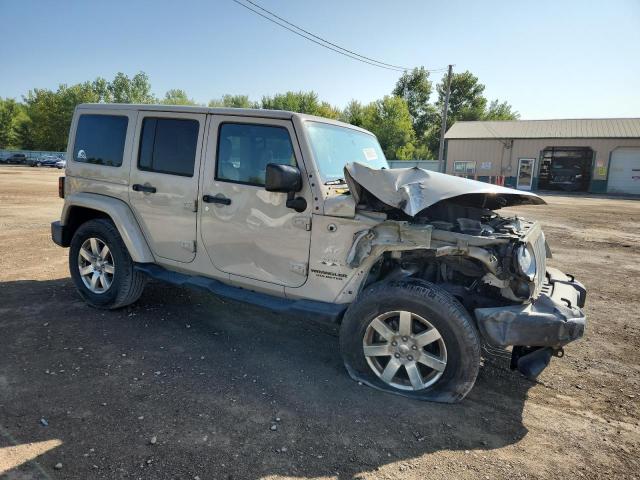 1C4BJWEG2GL288675 - 2016 JEEP WRANGLER UNLIMITED SAHARA TAN photo 4