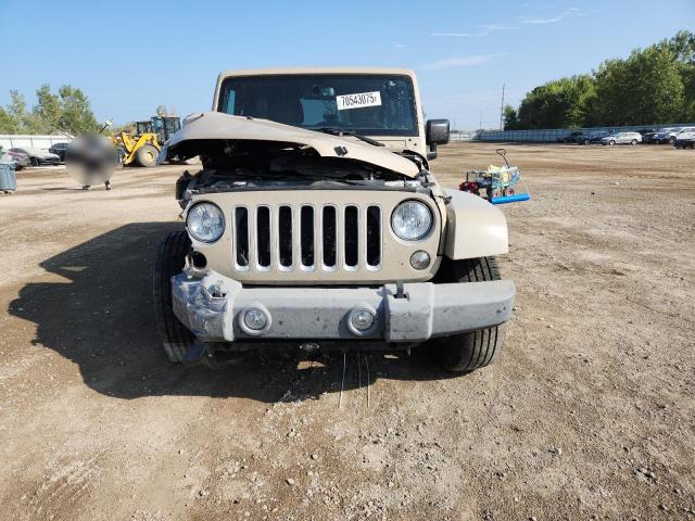 1C4BJWEG2GL288675 - 2016 JEEP WRANGLER UNLIMITED SAHARA TAN photo 5