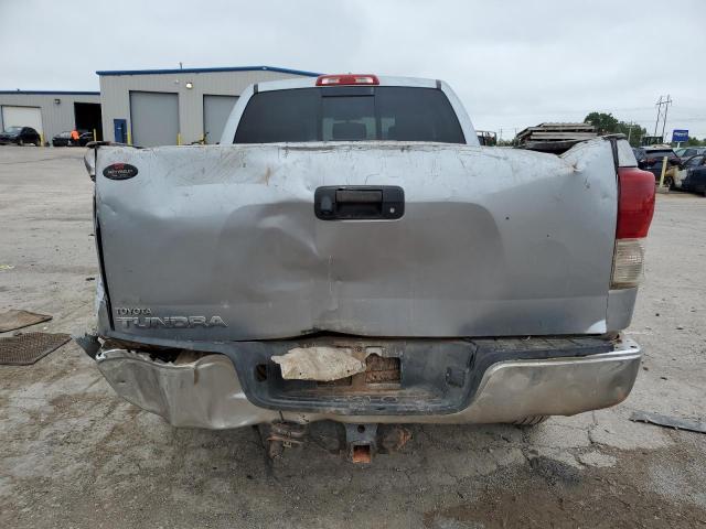 5TFRY5F13DX134222 - 2013 TOYOTA TUNDRA DOUBLE CAB SR5 SILVER photo 6