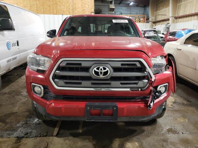 3TMGZ5ANXHM117394 - 2017 TOYOTA TACOMA DOUBLE CAB RED photo 5