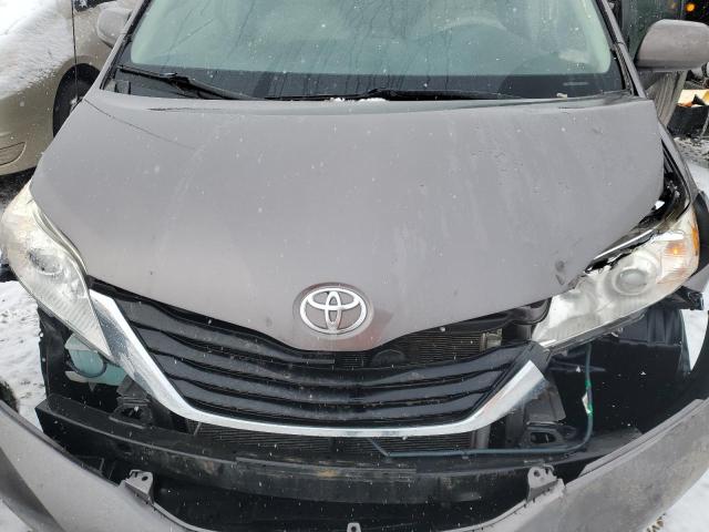 5TDKK3DC2ES508452 - 2014 TOYOTA SIENNA LE GRAY photo 12