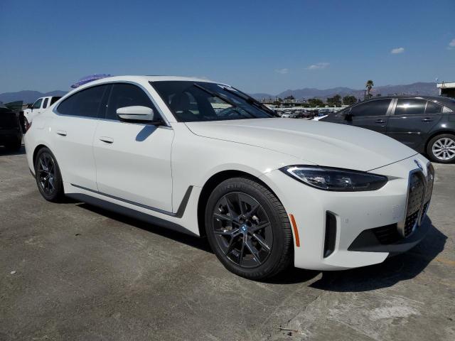 WBY43AW04RFR59223 - 2024 BMW I4 EDRIVE 35 WHITE photo 4