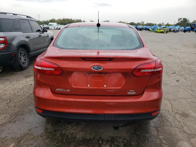 1FADP3FEXJL301723 - 2018 FORD FOCUS SE ORANGE photo 6