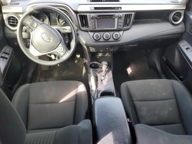 JTMZFREV8HJ134517 - 2017 TOYOTA RAV4 LE Сұр фото 8