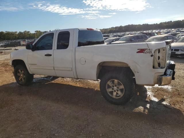 1GTEK19J87Z506926 - 2007 GMC NEW SIERRA K1500 WHITE photo 2