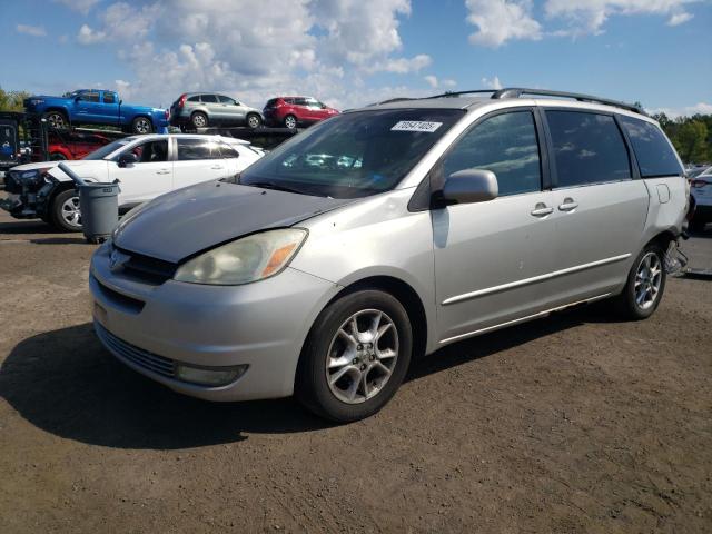 2004 TOYOTA SIENNA XLE, 