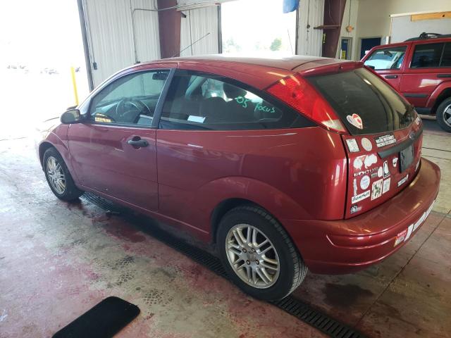 3FAFP31N75R129481 - 2005 FORD FOCUS ZX3 RED photo 2