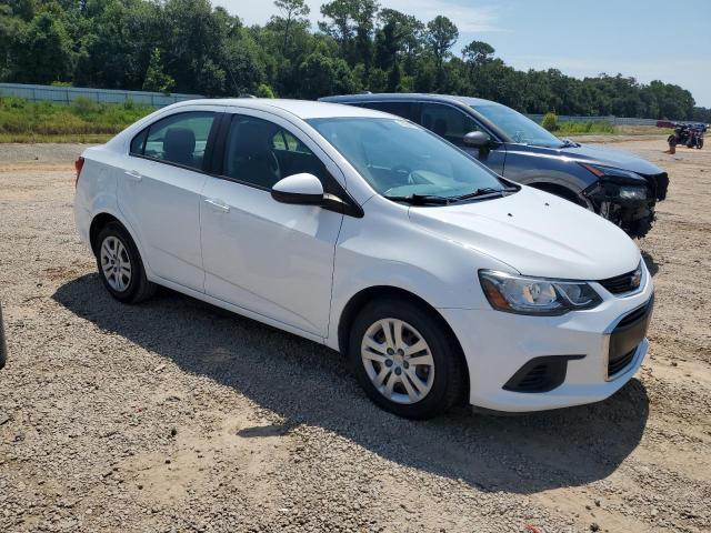 1G1JB5SH2J4100151 - 2018 CHEVROLET SONIC LS WHITE photo 4