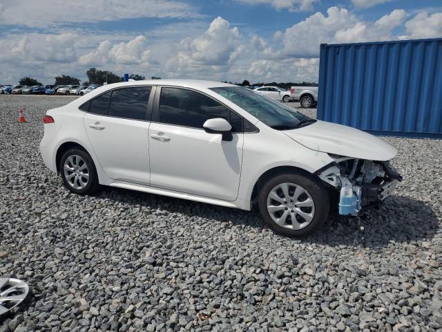 5YFEPMAE7MP173271 - 2021 TOYOTA COROLLA LE WHITE photo 4