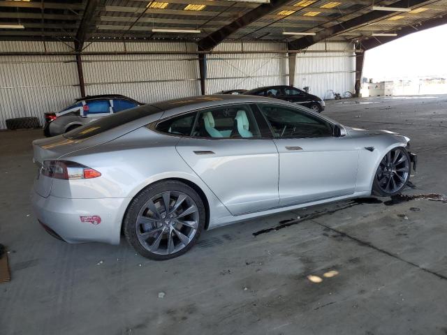 5YJSA1E29HF189749 - 2017 TESLA MODEL S SILVER photo 3