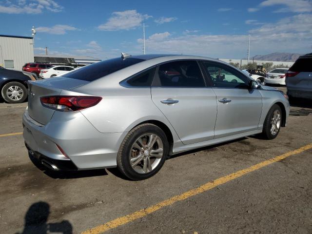 5NPE34AF2KH747595 - 2019 HYUNDAI SONATA LIMITED 银色 照片 3