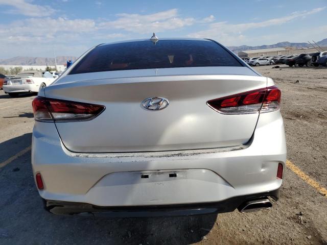 5NPE34AF2KH747595 - 2019 HYUNDAI SONATA LIMITED 银色 照片 6