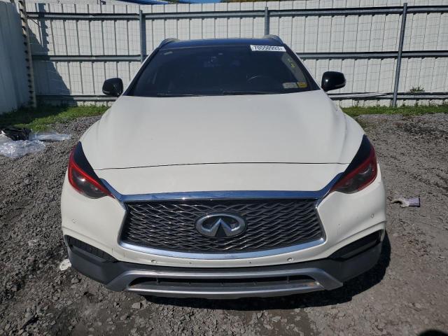 SJKCH5CR3HA028309 - 2017 INFINITI QX30 BASE 白色 照片 5