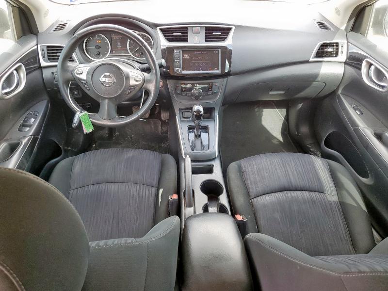 3N1AB7AP2KY407297 - 2019 NISSAN SENTRA S 银色 照片 8