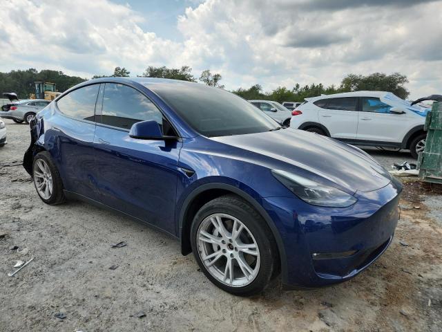 7SAYGAEE9NF549300 - 2022 TESLA MODEL Y BLUE photo 4