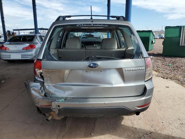 JF2SHBBC4BH734442 - 2011 SUBARU FORESTER 2.5X Silber Foto 6