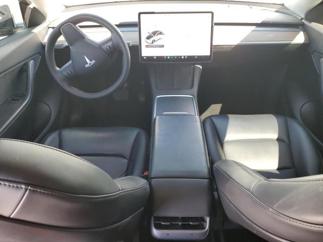 5YJYGDEE2MF229524 - 2021 TESLA MODEL Y 白色 照片 8